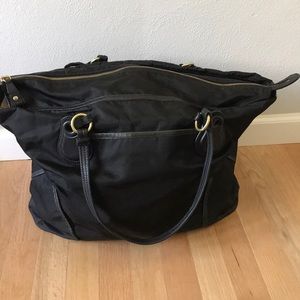 Tumi: large nylon work/travel tote bag
